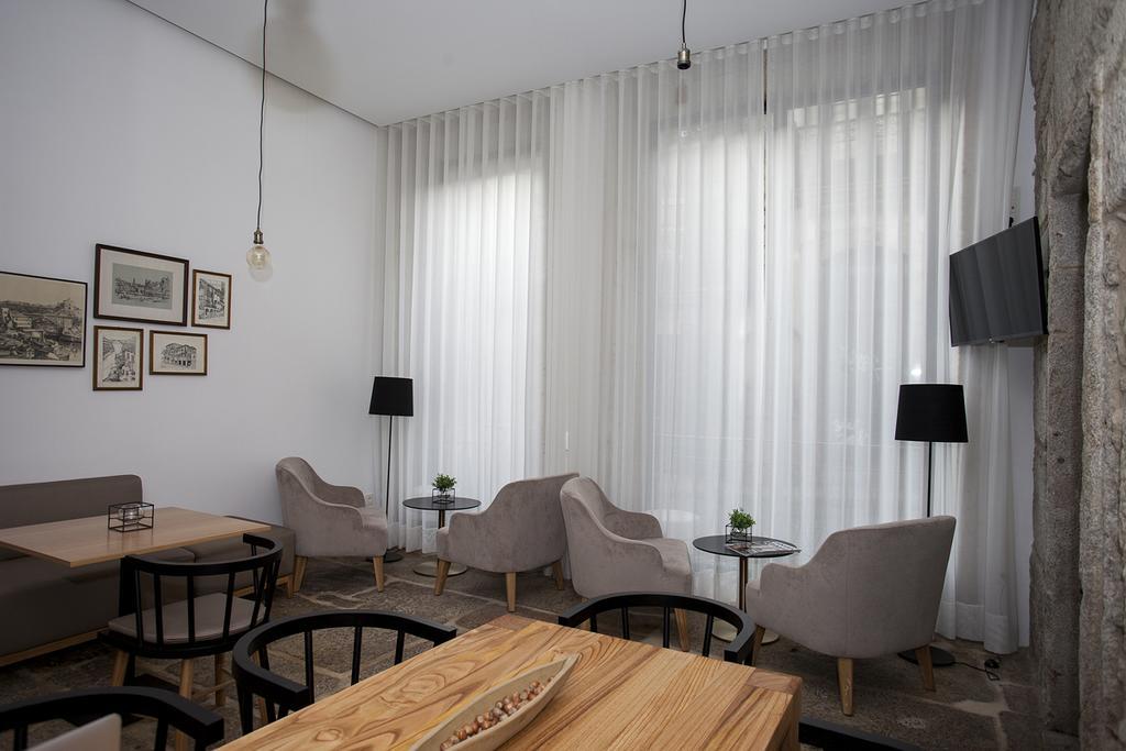 Belomont52 Guest House Porto Bagian luar foto